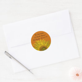 Gele zonnebloem op Oranje retouradres Ronde Sticker