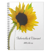 Gele zonnebloem op witte bruiloft notitieboek (Voorkant)