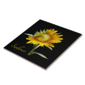  gele zonnebloem op zwart tegeltje (Zijkant)