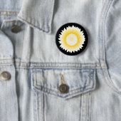 gele zonnebloem ronde button 5,7 cm (In situ)