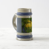 Gele zonnebloem Waterreflectie Blauwe Stein Bierpul (Voorkant links)