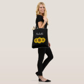 Gele Zonnebloemen Elegant Floral Modern Zwart Tote Bag (Op model)