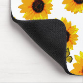 Gele zonnebloemen en botervliegen, Mousepad Muismat (Hoek)