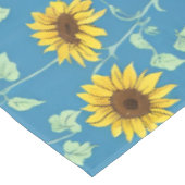 Gele zonnebloemen groene bladeren blauwe achtergro tafelkleed (Gekanteld)