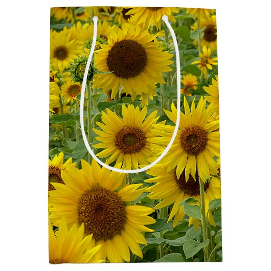 Gele zonnebloemen medium cadeauzakje (Voorkant)