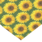 Gele zonnebloemen op Forest Green Medium Tafelloper (Hoek)