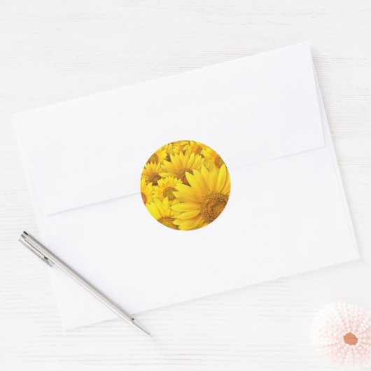 Gele zonnebloemen ronde sticker (Envelop)