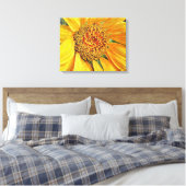 Gele zonnebloescanvas Art Print (Insitu (Slaapkamer))