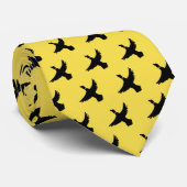 Gele zwarte vliegende eenden stropdas (Opgerold)