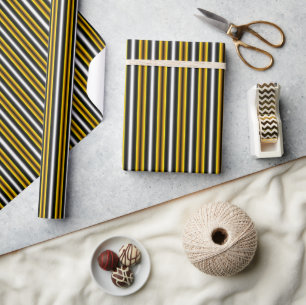 Gele zwarte witte regenboogstripes cadeaupapier