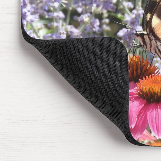 Gele Zwemstaartvlinder, Roze in Paarse ventilator Muismat (Hoek)