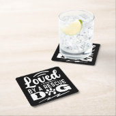 Geliefd bij een reddingshond Dierenadoptie geschen Kartonnen Onderzetters (Insitu)