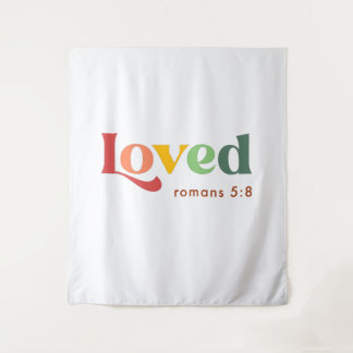 Geliefde Romeinen 5:8 Bijbelvers Wandkleed