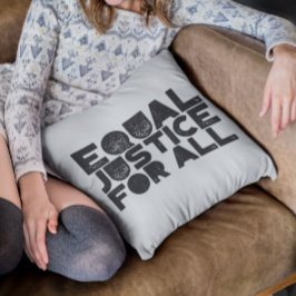 Gelijke rechten voor iedereen – Sierkussen