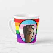 Gelijkheid van onrecht omhelzen latte mok (Linkerhoek)