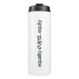 Gelijkheid voor thermische zonnetwerper thermosbeker