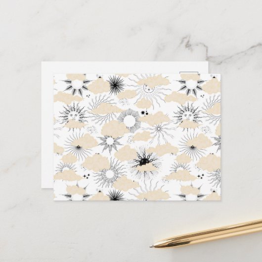 Gelimiteerde zwarte zonnen achter getextureerde kl briefkaart (Voorkant / Achterkant in situ)