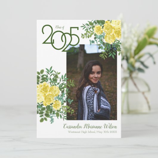 Gellow Rose Greenery Fotoaankondiging Afstuderen Kaart (Staand voorkant)