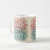 Geloof boven angst 15 oz koffie Mok (Voorkant links)