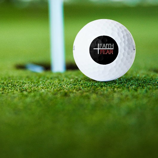 Geloof boven angst Christelijk kruis Golfballen