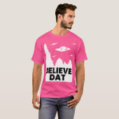 Geloof Dat Grappige Alien Ufo T-shirt (Voorkant volledig)