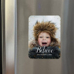 Geloof | Glitz Faux Glitter Photo Overlay Magneet<br><div class="desc">Aangepaste fotomagneten voor vakanties met een eenvoudige sjabloon voor aanpassing. Dit stijlvolle moderne ontwerp heeft een faux glitter confetti border en stijlvolle kalligrafietekst. De formulering luidt: "Geloof". Pas het aan met uw foto's en voeg uw familienaam en het jaar toe. Gebruik de ontwerphulpmiddelen om de tekst uit te geven, meer...</div>