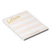 Geloof Gold Faux Folie Peach Stripes Custom Name Notitieblok (Schuin)