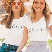 Geloof handgeschreven scripttypografie t-shirt