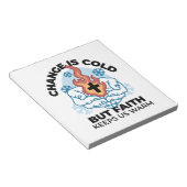 Geloof houdt ons warm - verheffend winterkunstwerk notitieblok (Schuin)