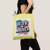 "Geloof in Amerika Patriottische Canvas tas" Tote Bag (Dichtbij)
