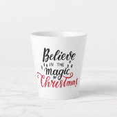 Geloof in de kerst-Magie Latte Mok (Voorkant)