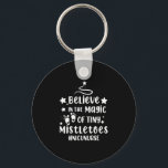 Geloof in de Magic van Tiny Mistletoes Nicu Nurse Sleutelhanger<br><div class="desc">Geloof in The Magic of Tiny Mistletoes Nicu Nurse Kerstkerst,  matching,  familie,  xmas,  vrolijke kerstmis, 2021, happy,  new,  year, 2022 Kerstmis 2021 Matching Family Pajamas</div>