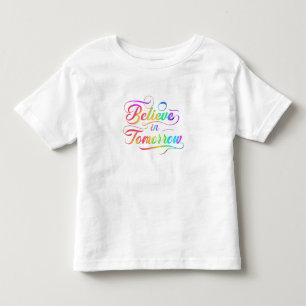 Geloof in de regenboogtypografie kinder shirts