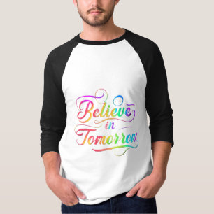 Geloof in de regenboogtypografie t-shirt