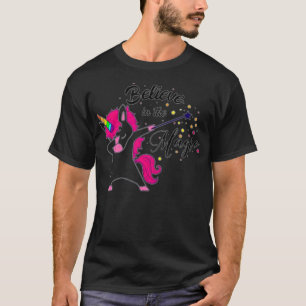 Geloof in het magische, eenhoornmagische t-shirt