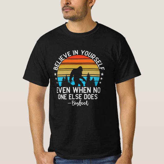 Geloof in je eigen boeiende motiviteitszonsonderga t-shirt (Voorkant)