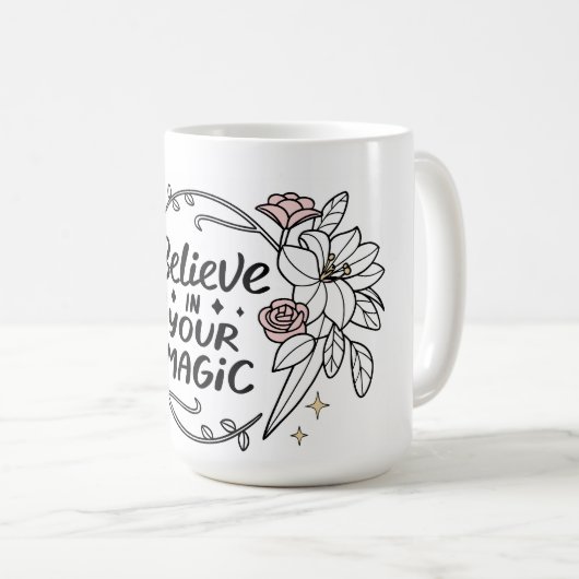 Geloof in je magie - Inspirerend bloemen Koffiemok (Voorkant rechts)