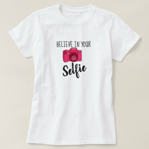 Geloof in je Selfie Basic T-Shirt