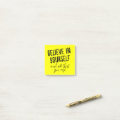 Geloof in jezelf en alles wat je bent Positief Post-it® Notes (Op bureau)
