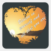 Geloof in jezelf – Inspirerend hart Vierkante Sticker (Voorkant)
