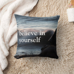 Geloof in jezelf Inspirerende oceaangolven Kussen
