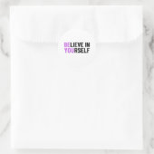 Geloof in jezelf ronde sticker (Tas)