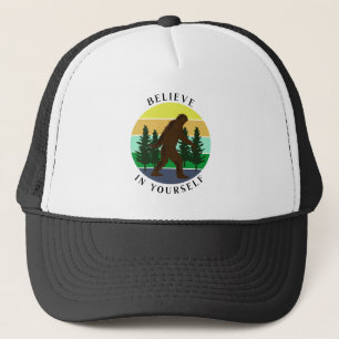 Geloof in jezelf    Sunset Bigfoot Trucker Pet