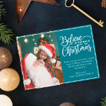 Geloof in kerstmagie 2 familiefoto's blauwgroen feestdagenkaart<br><div class="desc">Een moderne kerstwenskaart met een van uw favoriete kerstfamilieportretten aan de linkerkant,  aangevuld met de woorden "Geloof in de magie van Kerstmis" aan de rechterkant over een moderne blauwgroen achtergrond,  aanpasbaar met uw eigen wensboodschap. U kunt nog een afbeelding uploaden op de achterkant van de kaart.</div>