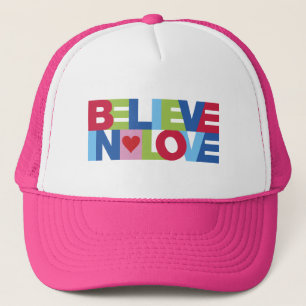 Geloof in liefde (kleur) trucker pet
