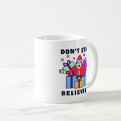 Geloof in Sinterklaas met Geschenken Koffiemok (Voorkant rechts)