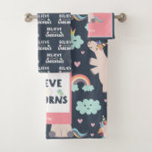 Geloof in Unicorns Blue en Pink Girl Pattern Kind Bad Handdoek (Insitu)