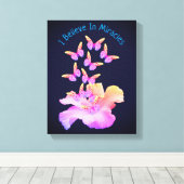 Geloof in wonderen Hibiscus flower Butterflies Canvas Afdruk (Insitu (Houten vloer))