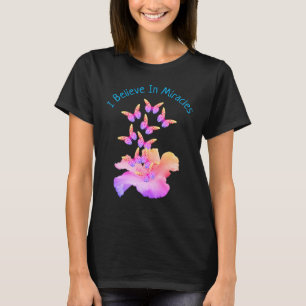 Geloof in wonderen Hibiscus flower Butterflies T-shirt