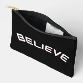 ‘Geloof’ inspirerende quote aangepaste naam zwart Etui (Open)
